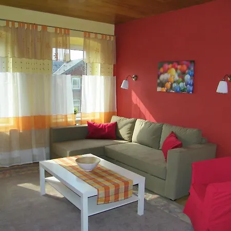 In Mit Grossem Balkon Apartment *
