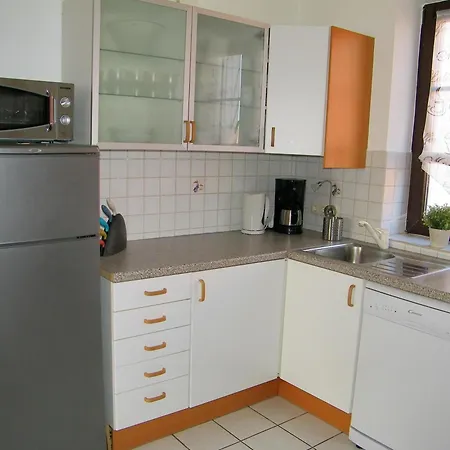 In Mit Grossem Balkon Appartement *