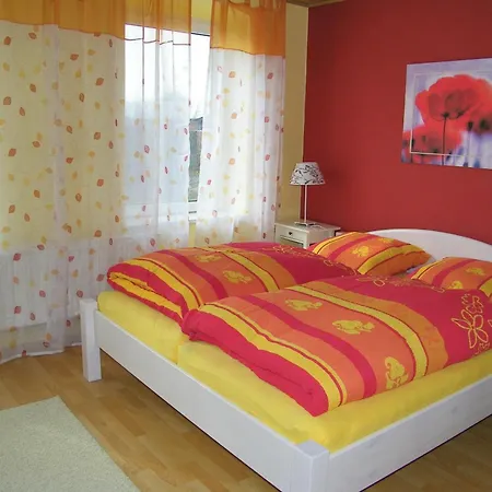 In Mit Grossem Balkon Appartement *
