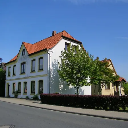 In Mit Grossem Balkon